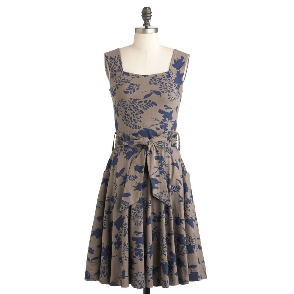 Effie's Heart Guest of Honor Grey/Navy Print Dress Size XS‎